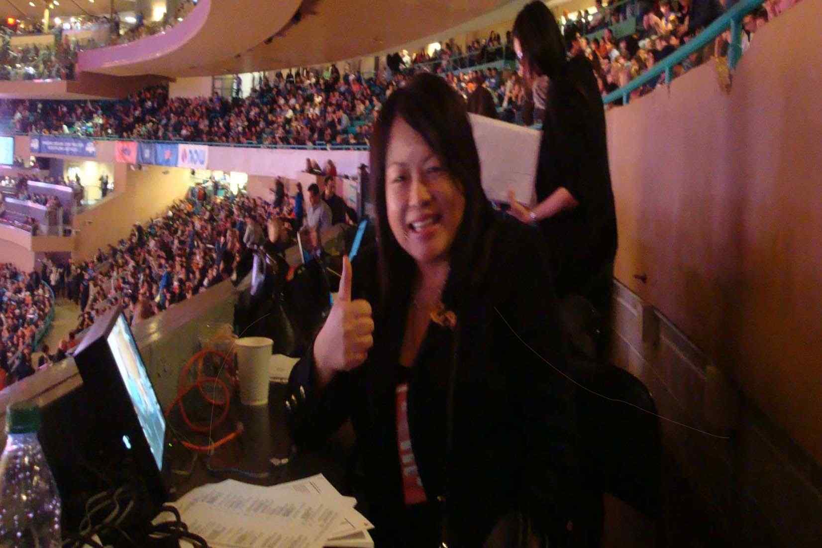 AC-SUZANNE-JOE-KAI-PRESS-BOX-KNICKS-99KB-3-11-12