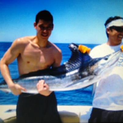 Jeremy Lin reports on his Facebook page his knee is healed and he's ready to start training again