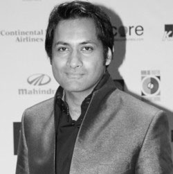 DOGS LIE - Starring Samrat Chakrabarti, Frank Boyd and Ewa Da Cruz, Wins Best Film (USA) and Feature Film Audience Award at 2011 ITN Distribution Film and New Media Festival